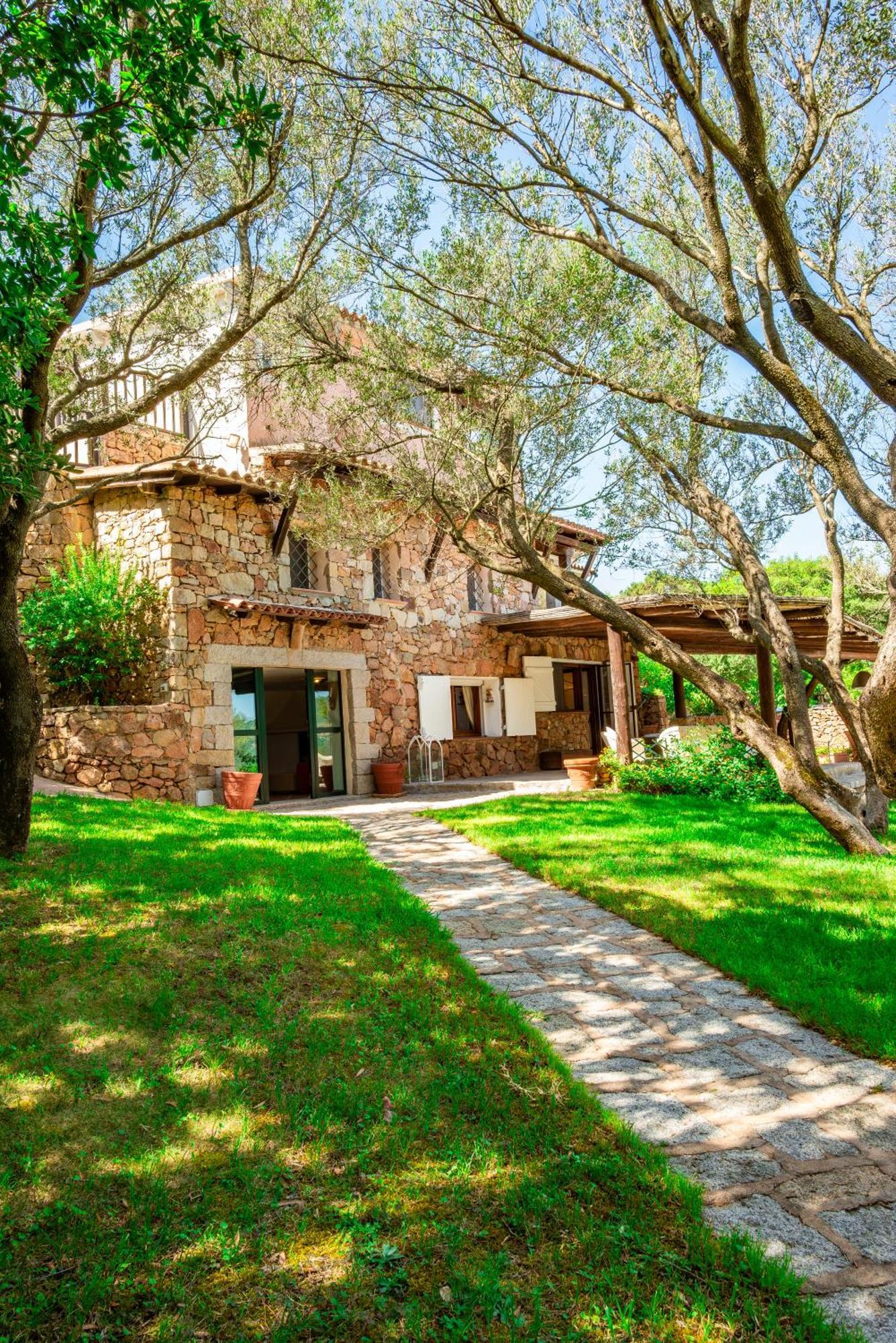 Borgo Rudalza Villas & Apartments Olbia Exterior photo